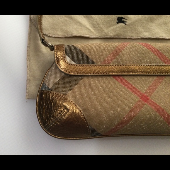 Burberry Baguette Shoulder Bag - Picture 7 of 13